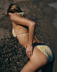 Milos Bottom
