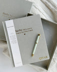 Baby Book, Mint