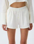 EASE SHORT ECRU